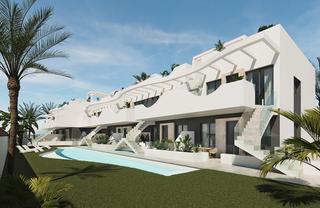 Piano terra in Pilar de la Horadada Ciudad. Costa blanca eiendom presenta un exclusivo complejo residencial