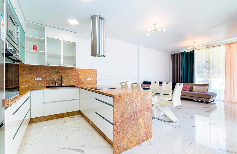 Foto 53d83ea3-d656-4c38-94c1-d78682401522. Semi detached house with heating parking pool in Los Almendros Orihuela