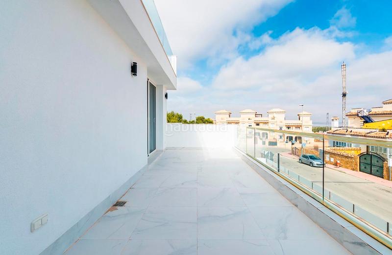 Foto dd878275-ba9c-4472-a551-f51f6be83d0c. Semi detached house with heating parking pool in Los Almendros Orihuela