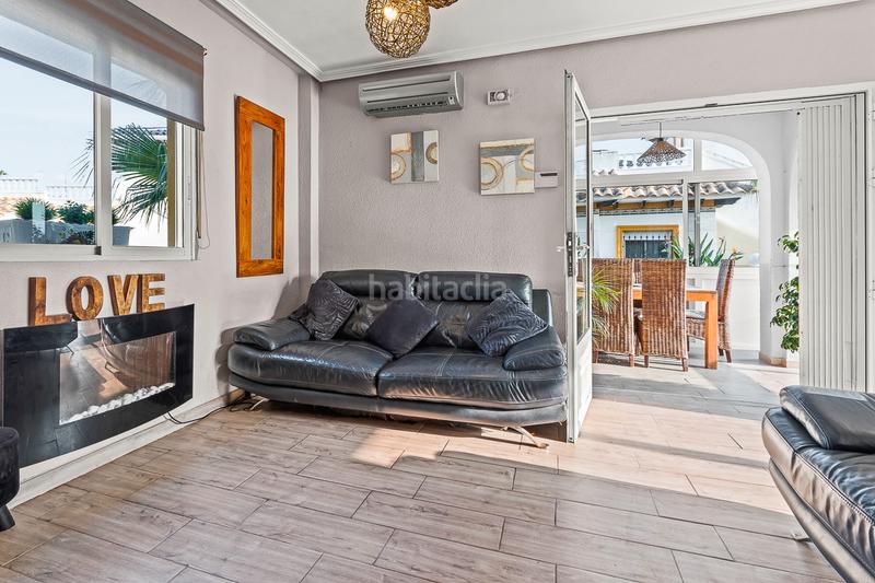 Foto b8afd8cf-32e1-48d8-b8a7-99e8a82943f7. Chalet with heating parking pool in La Zenia Orihuela