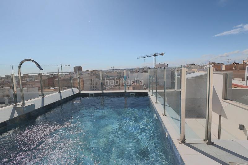 Foto 5bbafeb2-af2f-44e4-9bca-5b9443a79821. Apartamento sumãrjase en el lujo contemporãneo con este nuevo apartamento de 2 dormitorios y 2 baãos, nunca antes habitado y esperando a sus p en Torrevieja