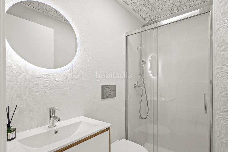 Foto 5d50c1dd-30af-4e88-a23e-d96d21f9d3c5. Apartamento sumãrjase en el lujo contemporãneo con este nuevo apartamento de 2 dormitorios y 2 baãos, nunca antes habitado y esperando a sus p en Torrevieja