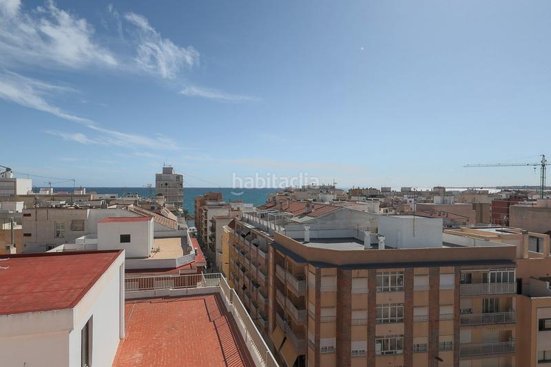 Foto aea39905-85b3-494f-a1b6-b41e751575f9. Apartamento sumãrjase en el lujo contemporãneo con este nuevo apartamento de 2 dormitorios y 2 baãos, nunca antes habitado y esperando a sus p en Torrevieja
