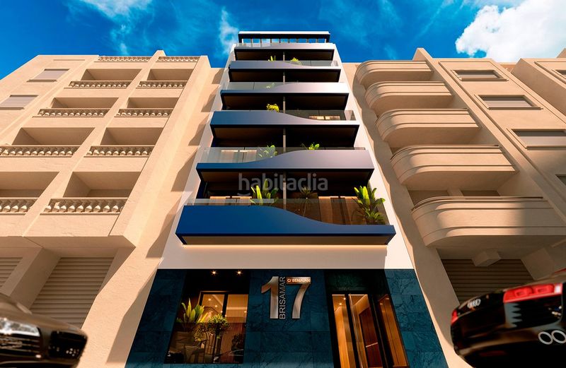 Foto 555a72f3-ff1b-485b-9951-aaafd62862fb. Planta baixa amb calefacció aparcament piscina a Torrevieja