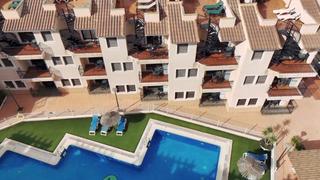Piccolo appartamento in Los Collados-Los Geraneos. Costa blanca eiendom tiene el placer de presentar una nueva prom