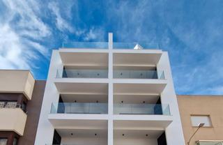 Apartament a Pueblo. Costa blanca eiendom presenta una oportunidad exclusiva en guard