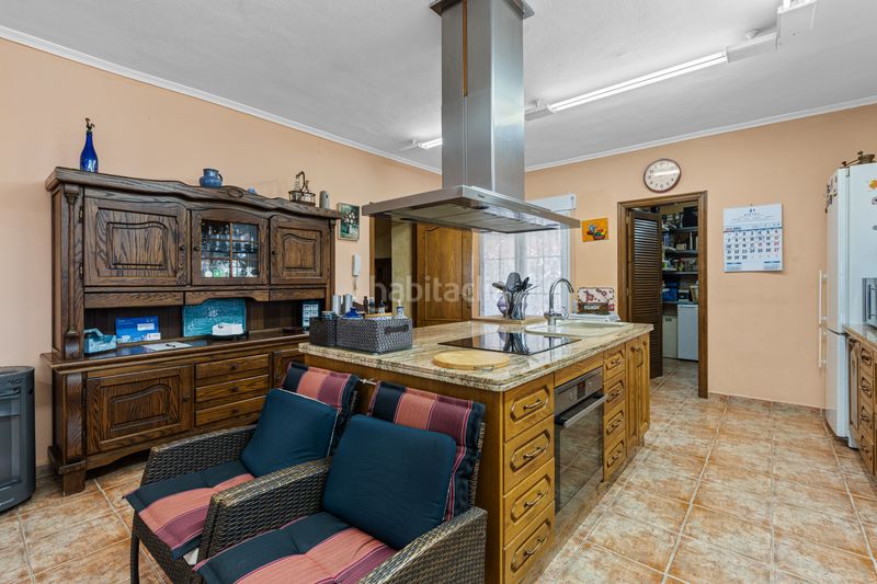 Foto 38fedafb-0e56-4076-b35c-4f5338f985e1. Casa amb calefacció aparcament a El Altet Elche / Elx