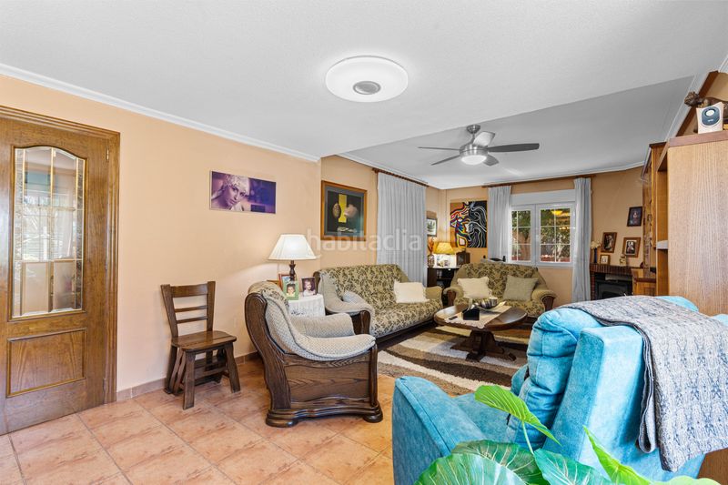 Foto 5f6bddce-cc85-4d6b-8965-7b1ef97fa500. Casa amb calefacció aparcament a El Altet Elche / Elx