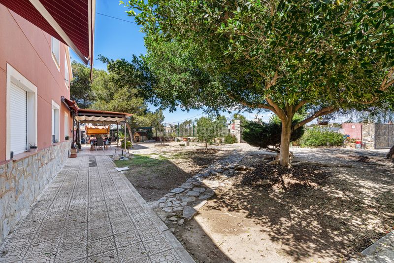 Foto 8bf41193-6788-49fb-8e92-0e87adef5f8c. Casa amb calefacció aparcament a El Altet Elche / Elx