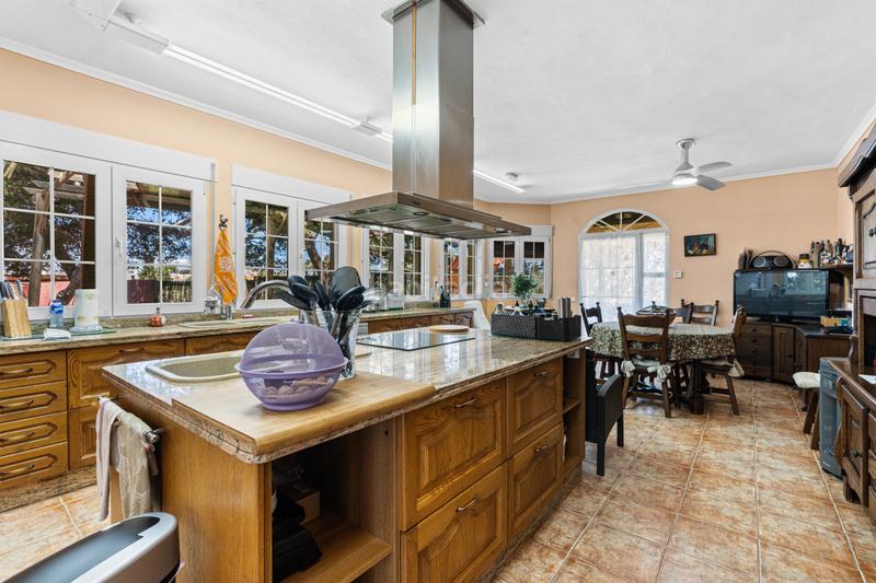 Foto b0ac61f4-2606-4b28-98dd-7fdc32012228. Casa amb calefacció aparcament a El Altet Elche / Elx