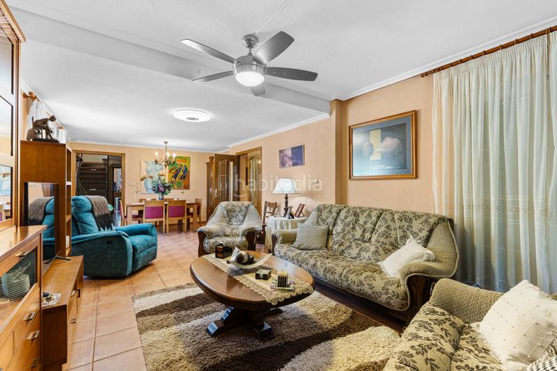 Foto e916553a-794b-422d-8aeb-91dff264e1d2. Casa amb calefacció aparcament a El Altet Elche / Elx