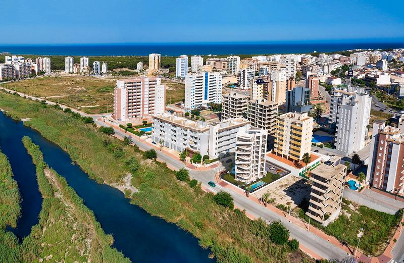 Foto e43e6a4d-fc81-40d5-b6da-26d0f7d1ba04. Apartament amb calefacció aparcament piscina a Puerto Deportivo Guardamar del Segura