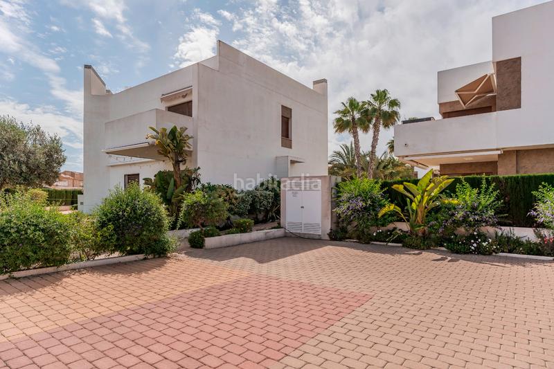 Foto 1873d488-33aa-4e49-be31-15d143db8244. Planta baixa amb calefacció aparcament piscina a Orihuela