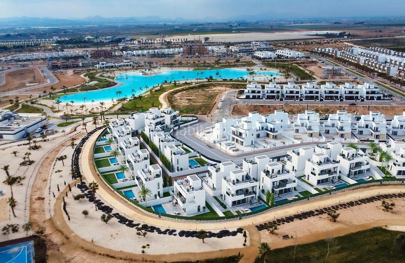 Foto f5f68576-7b4f-4c63-82a4-4c25f3614348. Chalet avec chauffage parking piscine dans Mar Menor golf Torre - Pacheco