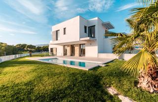 Chalet à Golf Bahía. Costa blanca eiendom presenta una oportunidad ãnica para adquiri
