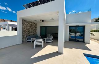 Apartament a Benijófar. Costa blanca eiendom presenta esta exclusiva promociãn de 9 vill