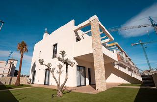 Àtic a Pilar de la Horadada Ciudad. Costa blanca eiendom presenta un desarrollo residencial único qu