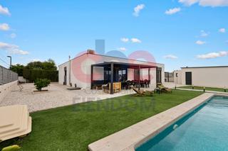 Xalet en Los Girasoles. Descubre esta joya inmobiliaria en los girasoles san vicente del