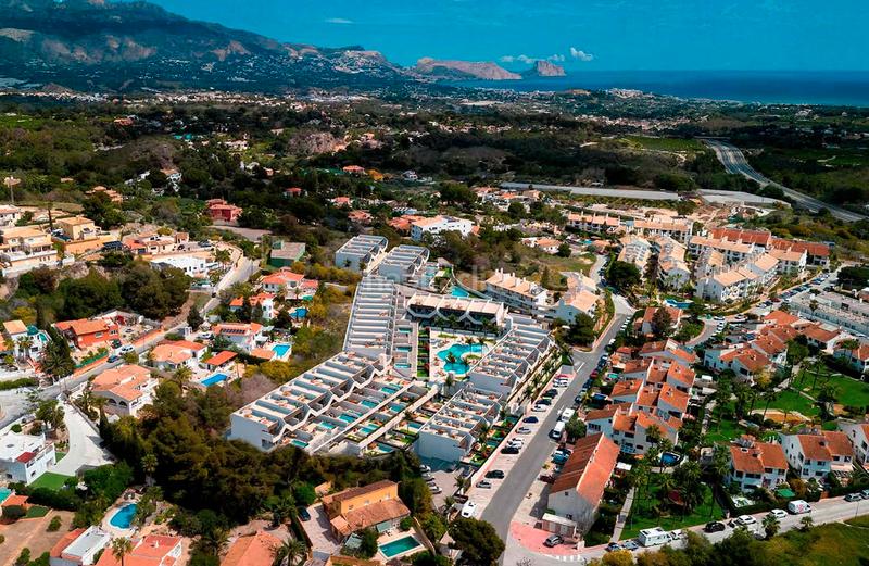 Foto aef31661-3b15-496c-9b9f-9b7c9b870c7f. Planta baja costa blanca eiendom presenta un exclusivo conjunto residencial ubicado en una zona elevada de alfaz del pi, rodeado de la serenid en Alfàs del Pi (l´)