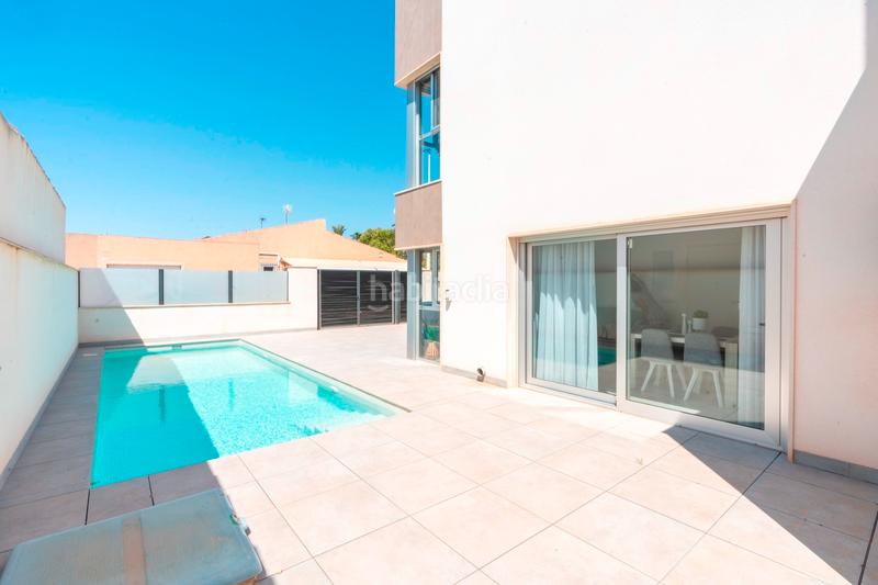 Foto 57d1d1e0-7afe-4e02-b1db-6e66c9f6a9bc. Casa amb calefacció piscina a Santiago de La Ribera San Javier