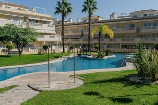 Appartement à Monte Faro-Altomar II. Este apartamento completamente amueblado con 3 dormitorios y 2 b
