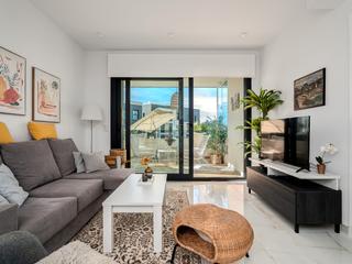 Pis a La Florida. Apartamento elegante con balcón orientado al sur y excelentes in