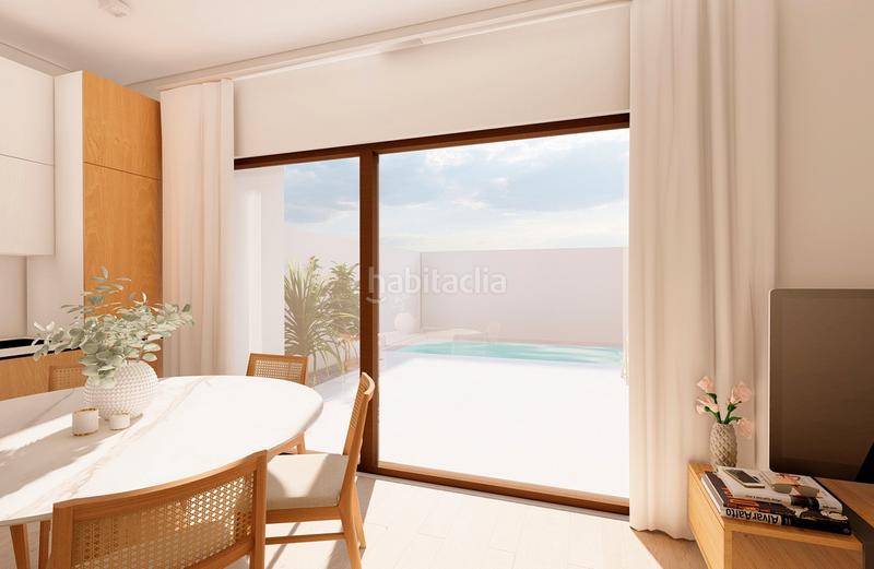 Foto 3e92f585-c25c-45d6-bd66-8c2e2e183e9a. Apartamento costa blanca eiendom presenta este exclusivo proyecto de siete chalets adosados con piscina privada en la encantadora localidad de en San Javier