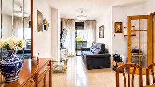 Apartament a Altozano - Conde Lumiares. Vivienda situada en altozano, uno de los barrios mãs consolidado