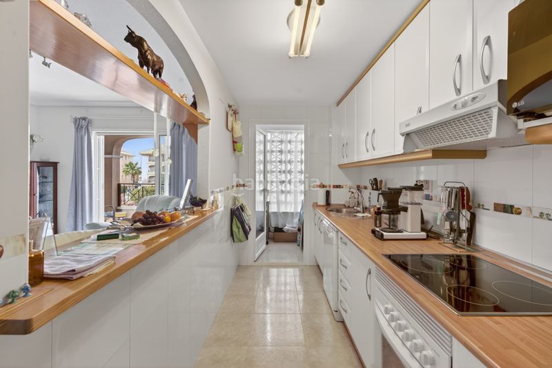 Foto db43f901-6a24-44bc-a504-2b28797c3ef9. Àtic amb calefacció aparcament piscina a Playa Flamenca Orihuela