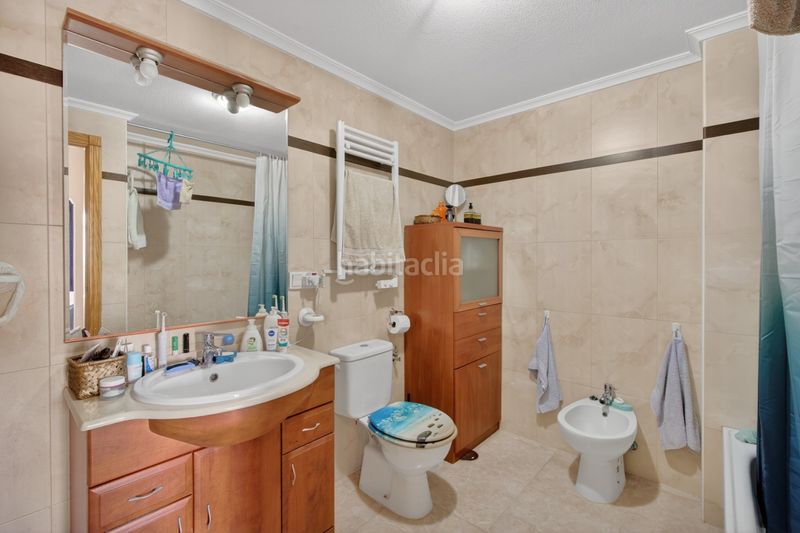 Foto f5125e0d-202c-4712-b1b0-ec09965643d7. Àtic amb calefacció aparcament piscina a Playa Flamenca Orihuela