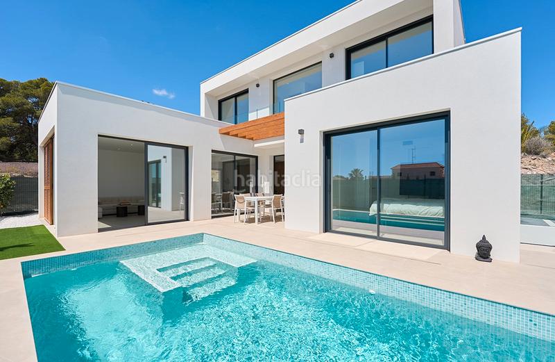 Foto ee6b2c63-7004-492f-acb1-adf496875ac0. Chalet costa blanca eiendom presenta este proyecto de 12 exclusivas viviendas independientes en una ubicaciãn privilegiada en alfaz del p en Alfàs del Pi (l´)