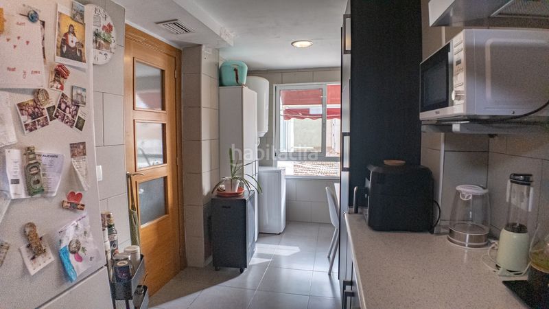 Foto 28f9c20f-fd46-4a4a-b7e5-b3d111947743. Dúplex amb calefacció a San Antón Alicante