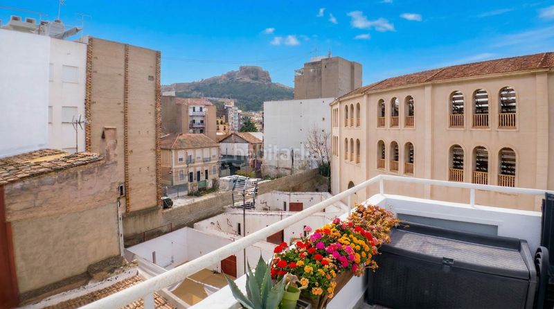 Foto 2cb4219b-1c0b-4a34-96ae-349e7a85e321. Dúplex amb calefacció a San Antón Alicante