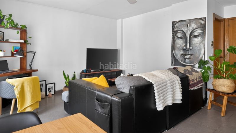 Foto 75b33f20-573b-4fa5-9718-cc2bfcef97a0. Dúplex amb calefacció a San Antón Alicante