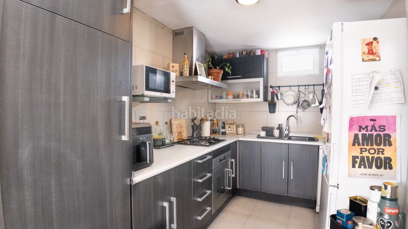 Foto e79d15b5-26f8-4608-adc8-3c526cb19805. Dúplex amb calefacció a San Antón Alicante