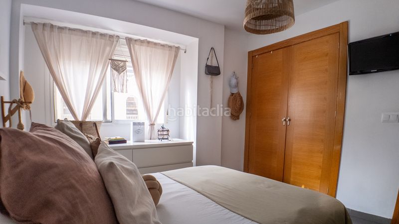 Foto f05431b5-767c-4eba-a2d4-cde1365165f2. Dúplex amb calefacció a San Antón Alicante