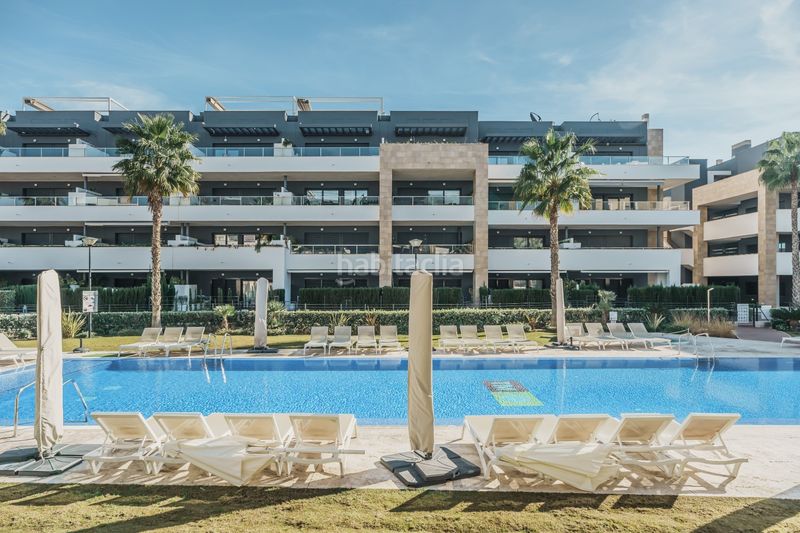 Foto 52e8ca36-ecbc-4a54-8352-2cf3bafc713c. Ático ãtico exclusivo con vistas al mar, gran terraza y servicios tipo resortbienvenido a un elegante y bien equipado apartamento ubicad en Orihuela