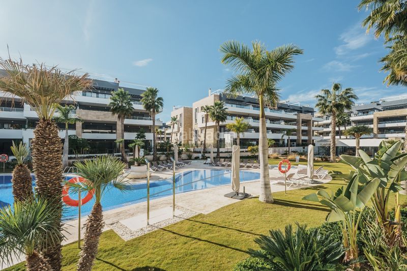Foto 58c5361d-4b09-4fb0-b1ce-777645b92c06. Ático ãtico exclusivo con vistas al mar, gran terraza y servicios tipo resortbienvenido a un elegante y bien equipado apartamento ubicad en Orihuela