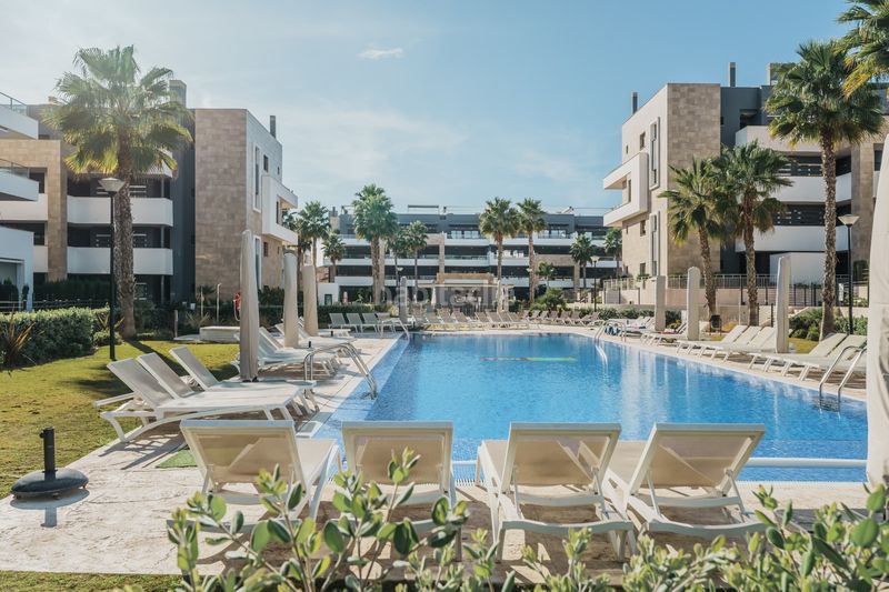 Foto 67152ed4-6356-44d8-981e-ca6503bf0a30. Ático ãtico exclusivo con vistas al mar, gran terraza y servicios tipo resortbienvenido a un elegante y bien equipado apartamento ubicad en Orihuela