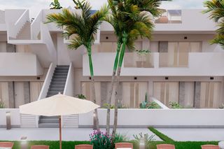 Flat in Urb. las terrazas de la torre. Apartamento de 3 dormitorios en venta en roldan, con piscina