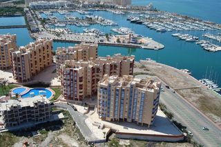 Pis a Urb. el ancora. Apartamento de 2 dormitorios en venta en la manga del mar menor,