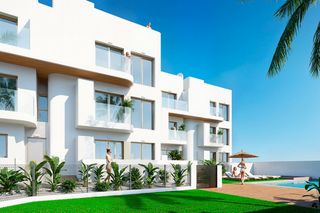Pis a Serena golf. Apartamento de 2 dormitorios en venta en los alcázares, con pisc