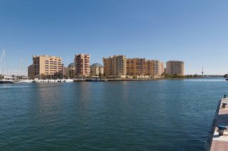 Pis a Urb. el ancora. Apartamento de 3 dormitorios en venta en la manga del mar menor,