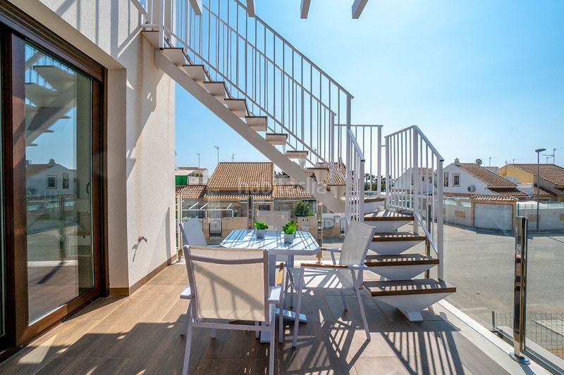 Foto 6937b1d0-1dca-4287-ab93-f23eda72853a. Ático en lo pagan ático de 2 dormitorios en venta , con piscina en San Pedro del Pinatar