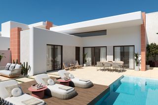 Piso en Los urreas. Villa  semidetached de 2 dormitorios en venta en roldan, con pis
