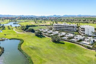 Pis a Serena golf. Apartamento de 3 dormitorios en venta en los alcázares, con pisc
