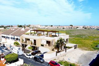 Pis  Lo pagan. Apartamento de 2 dormitorios en venta en san pedro del pinatar,