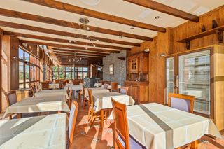 Geschäftsraum in Los dolses. Local comercial de 1 dormitorio y 1 baño en los dolses
