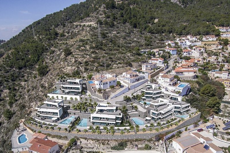 Foto 84d1623f-1ca9-41ec-8b2d-f402309ad4d9. Xalet amb aparcament piscina a Oltamar - Cucarres Calp