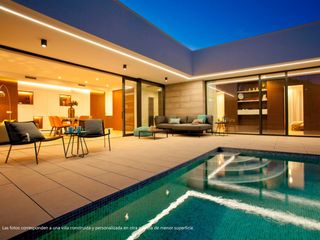 Xalet a Calle Residencial Magnolias, 30